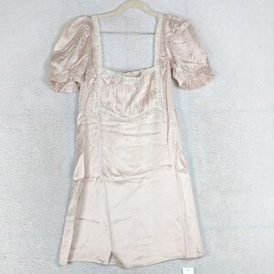 Rumored Junior's Napa Valley Dove Satin Puff Sleeve Mini Dress‎ Size M